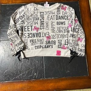 girls size 6 long sleeve